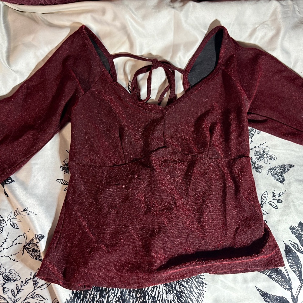 Red & Black Glittery Tie on Top - SM